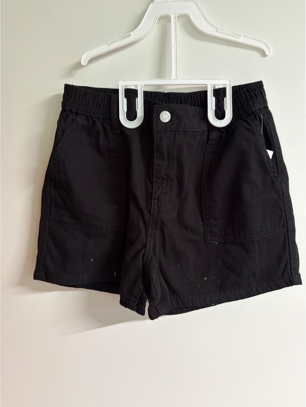 Girls Old Navy, size 16 black shorts